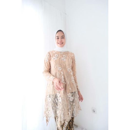Kebaya Busui Floy tunik brokat pearl mewah terbaru