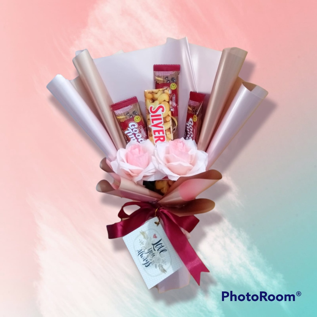 

buket coklat, bouquet coklat, coklat, buket snack, buket wisuda, wisuda, snack, buket bunga, buket mawar, hadiah, gift, kado, valentine