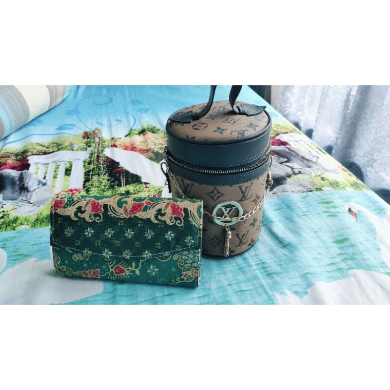 PRELOVED Tas Slempang tabung/Tas LV Slempang/Dompet kondangan/Dompet santai