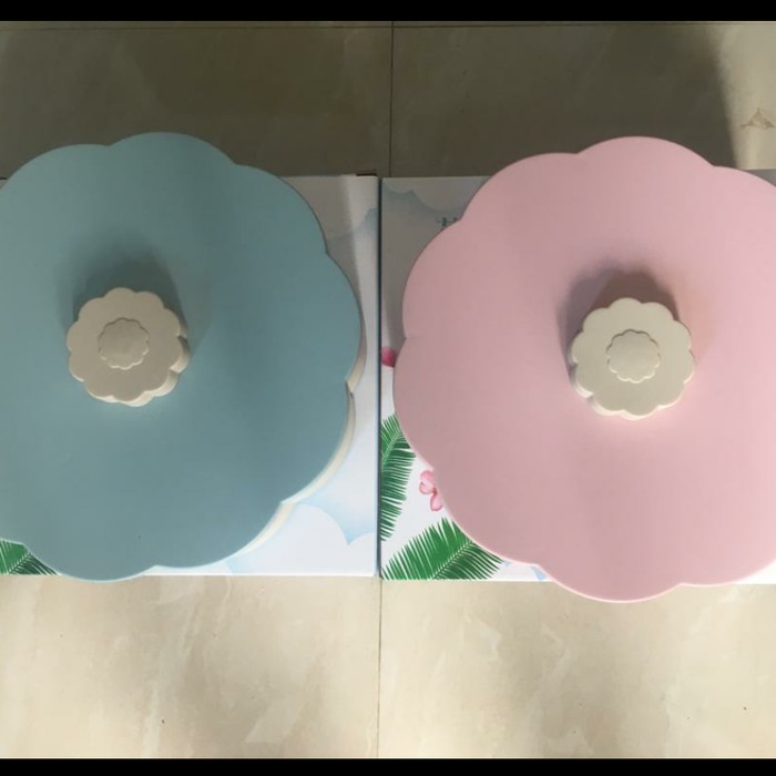 

Toples Bunga Mekar