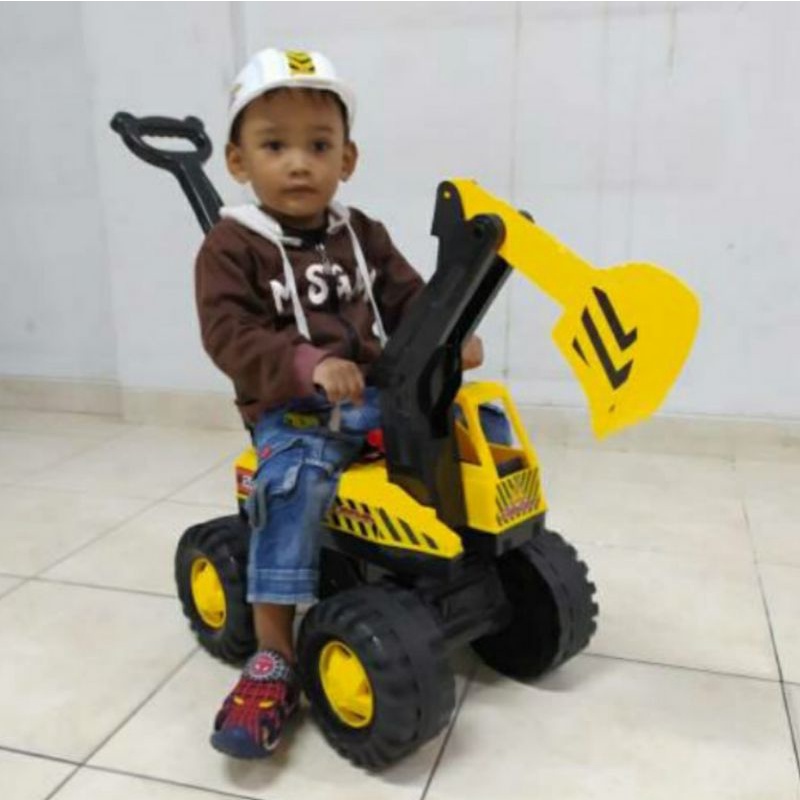 Mainan mobil duduk anak SBS712