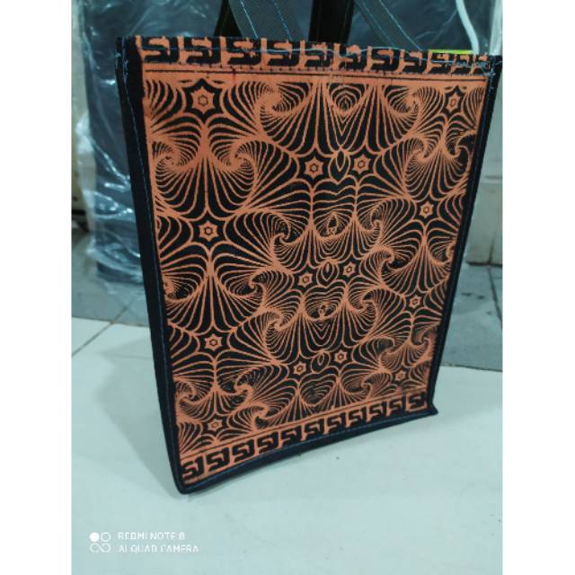 

(12)Tas kain spunbond jahit batik isi 12 pcs terlaris dan termurah(20*25)