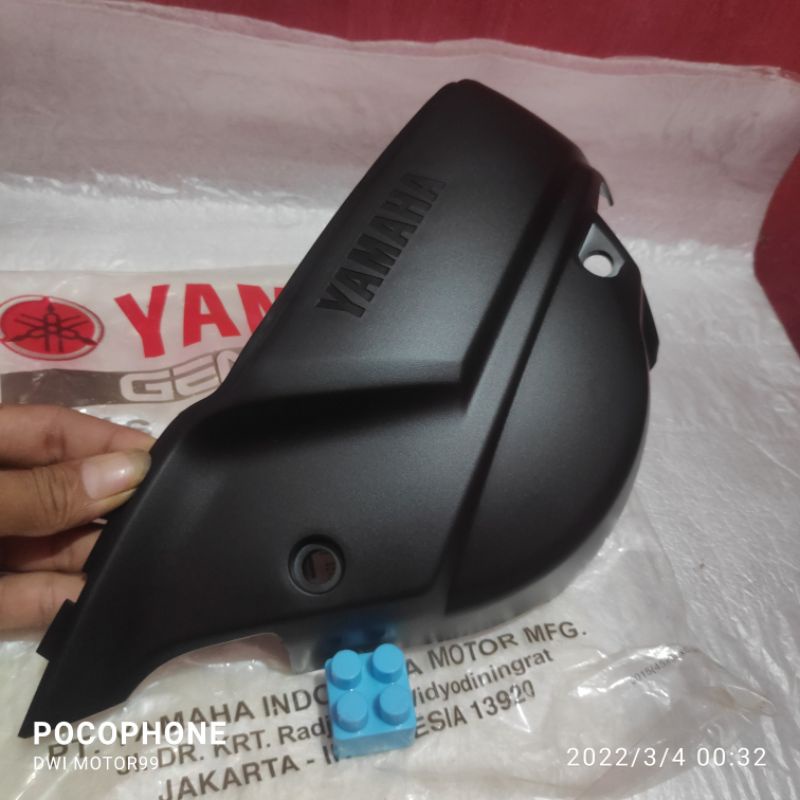 COVER TUTUP CVT KECIL SAMPING MIO SOUL FINO KARBU ORIGINAL ORI YAMAHA