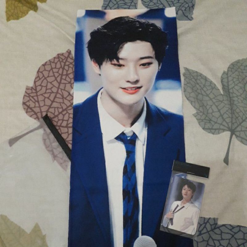 SLOGAN WOODZ SEUNGYOUN X1