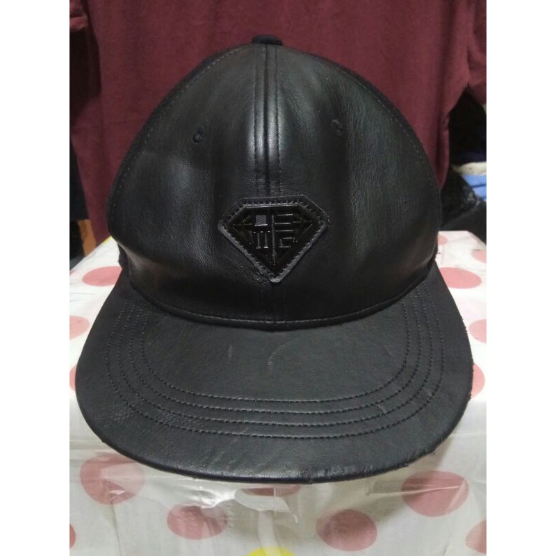 topi snapback kulit second import