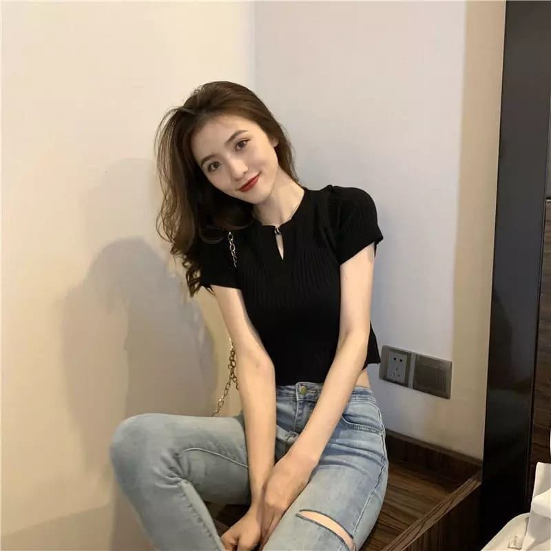 Atasan Kerah V-neck  Rajut  / Korean Vneck Crop Top Blouse /  T-Shirt Atasan Wanita