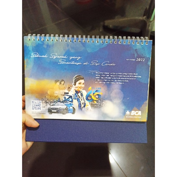 KALENDER MEJA BANK BCA 2022