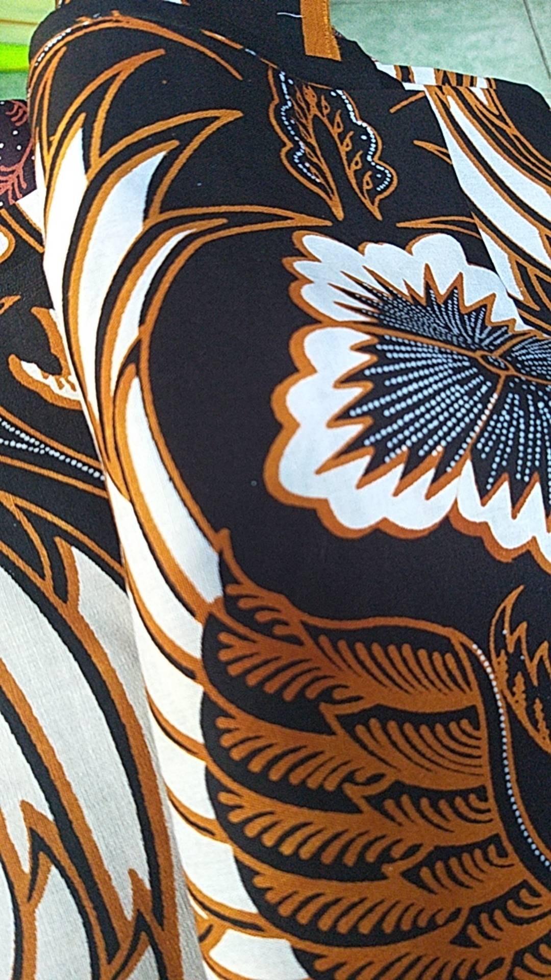 Kain Batik Solo Motif Sayap Garuda