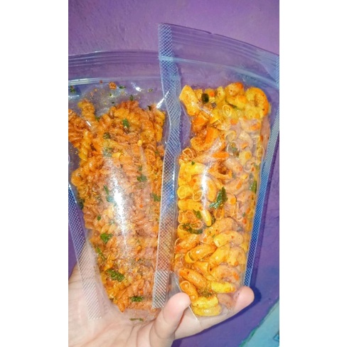 

Makaroni Pedas