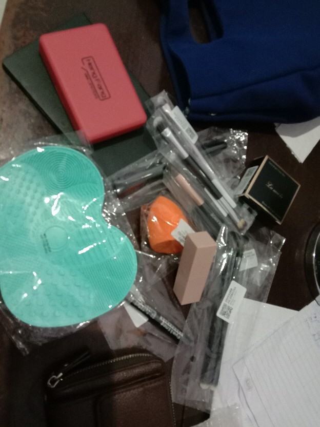 Alas Silikon Portabel Universal Warna Polos Dengan Suction Cup
