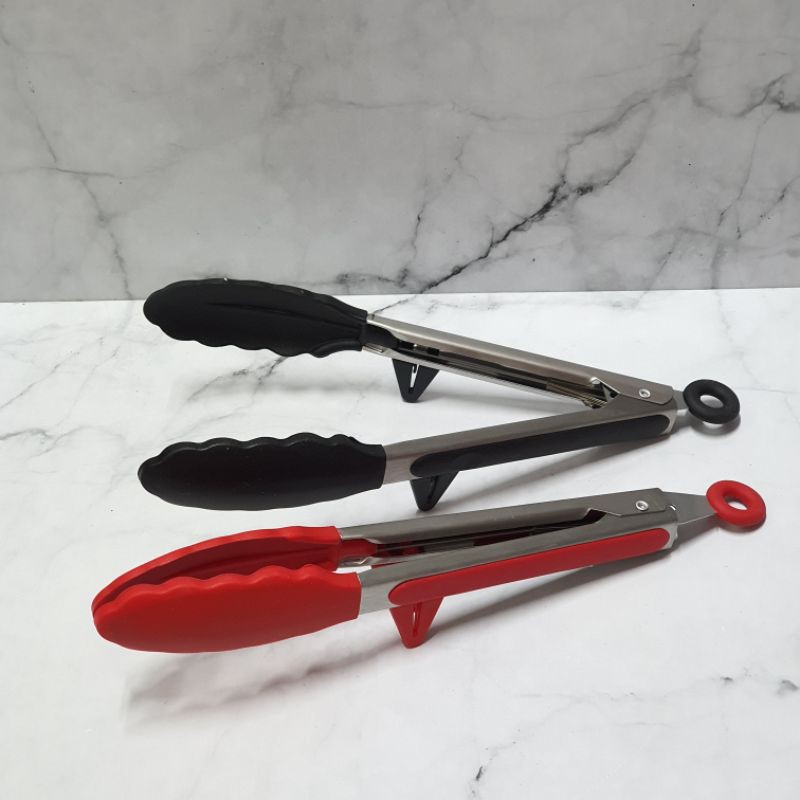 kitchen silicone tongs with holder / capit makanan dengan dudukan