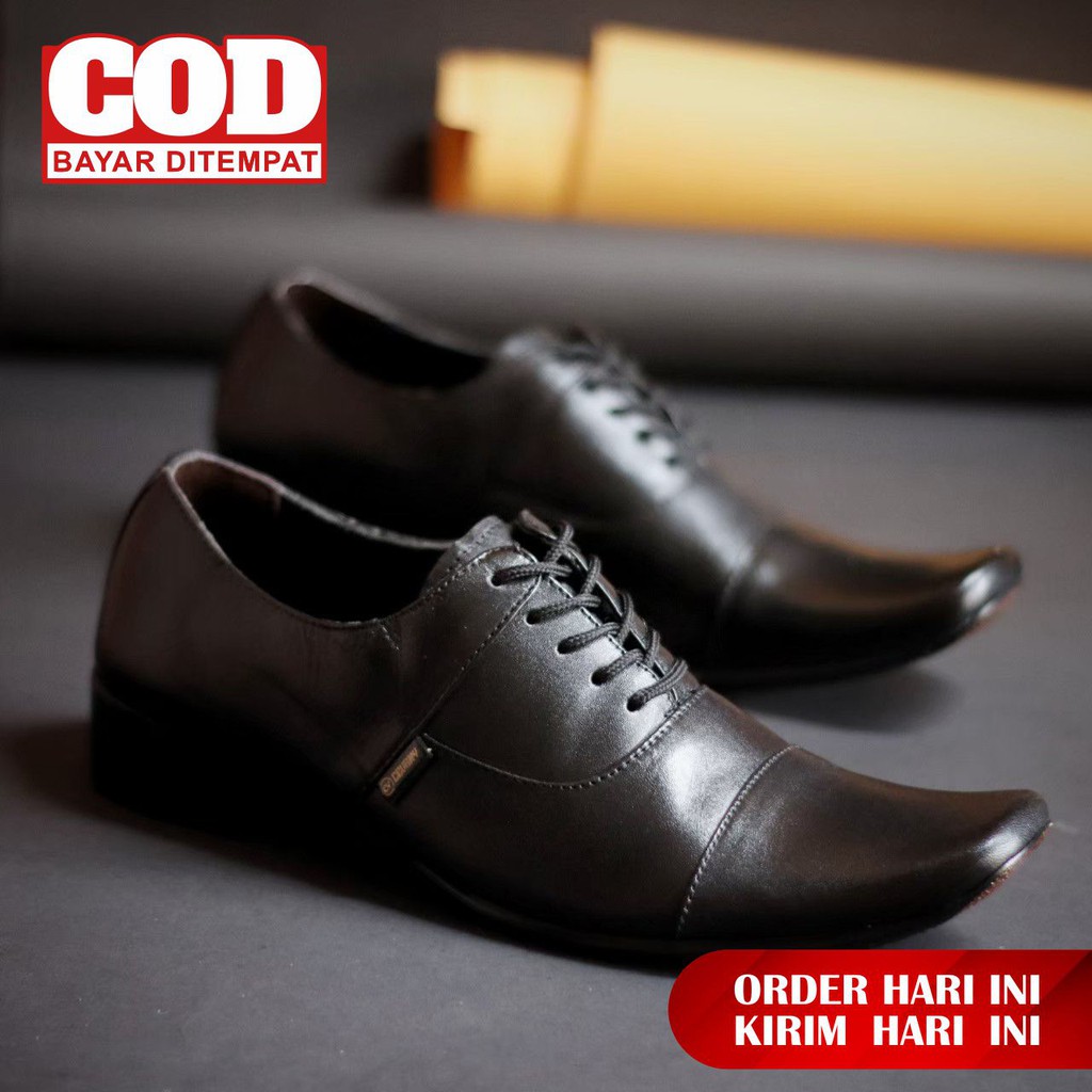 Sepatu Pantofel Casual Keren Pria Kulit Asli