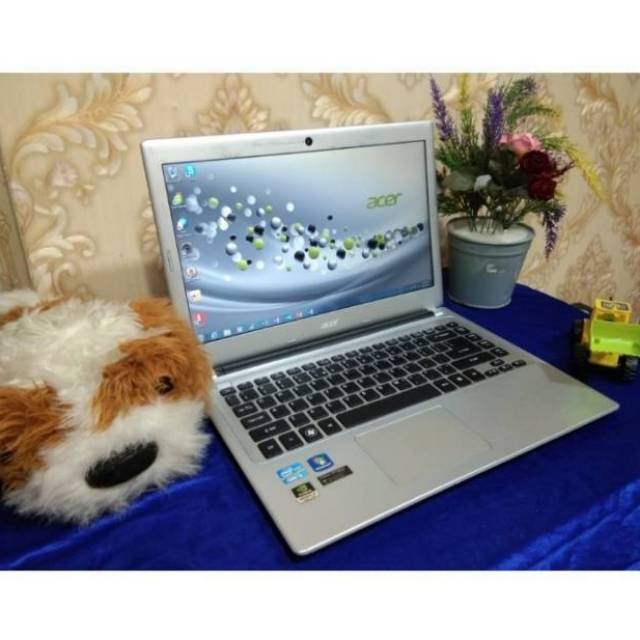 Laptop bekas Acer V5-471 core i3 500gb ram 4gb 14 inch Nvidia GeForce