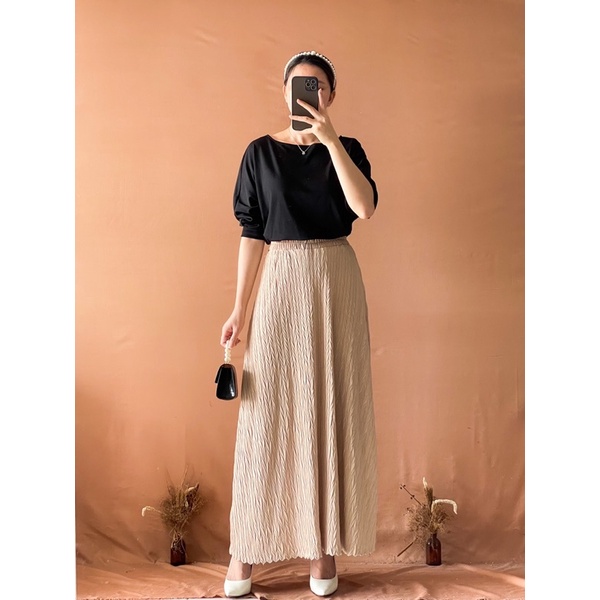 Jessi Skirt (Rok / Skirt Bertekstur Comfy basic)