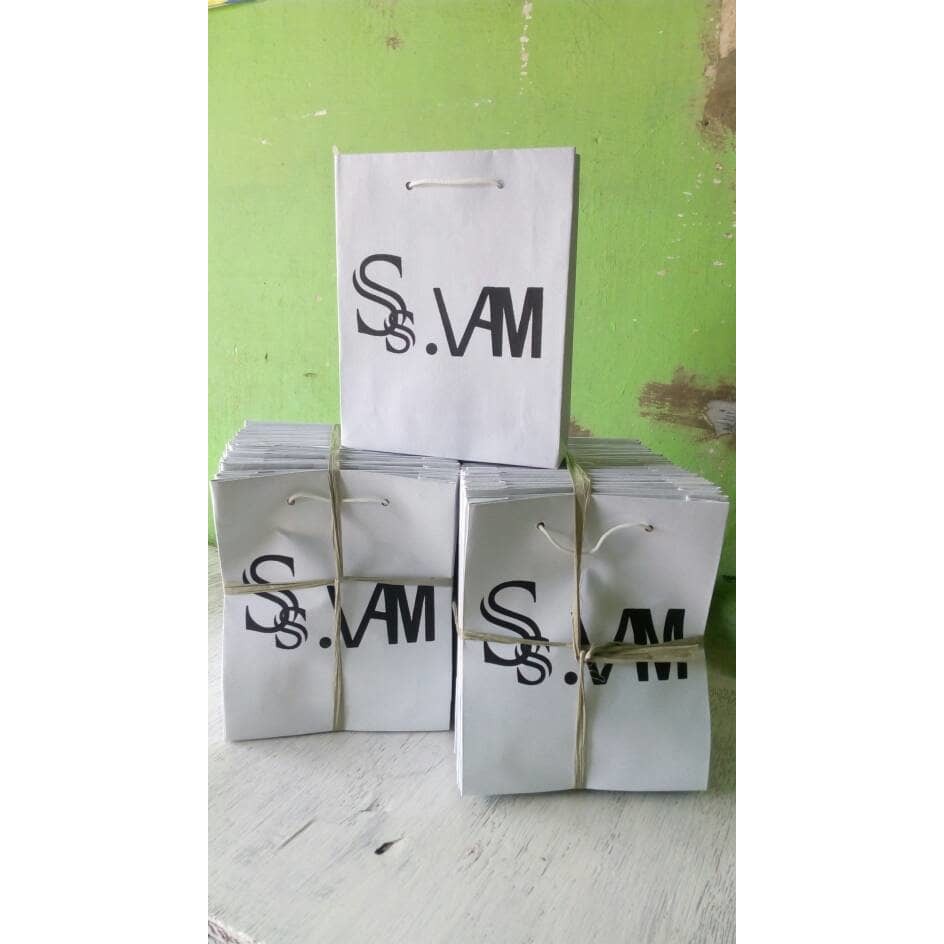 

tas pesanan custoum uk 18x12x22 craf putih