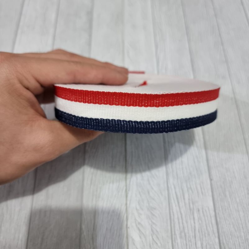 Pita List Bordir Bendera Belanda 25mm/2,5cm Per Roll Guccy