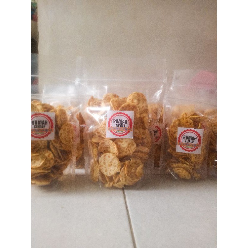 

Keripik tempe sagu