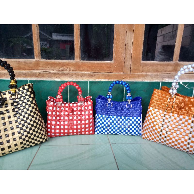 Tas Anyaman Jali Handle Mutiara