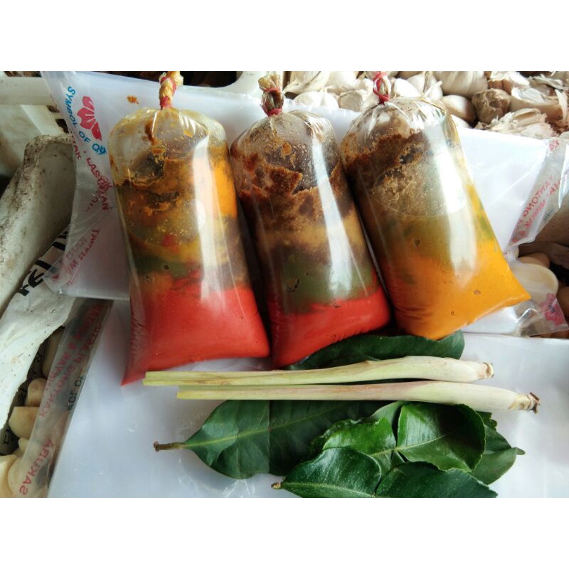 

aneka bumbu giling rendang/gulai/opor.1kg