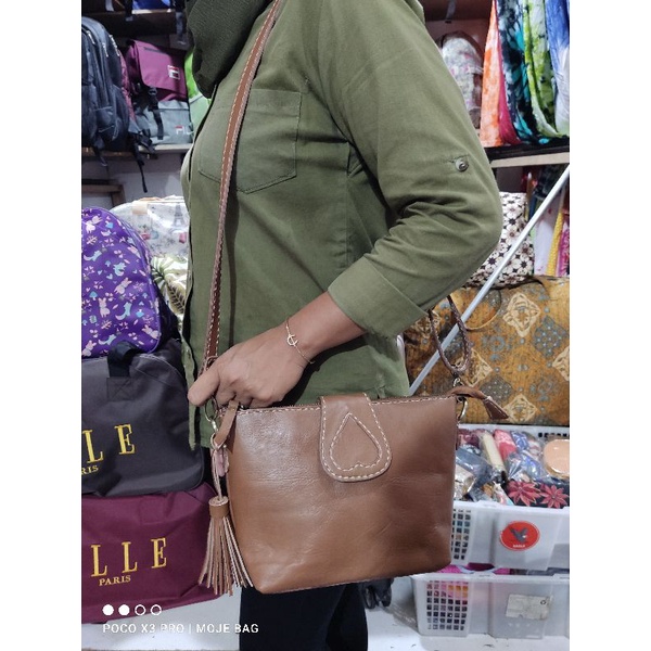tas selempang kulit sapi asli handmade model love termurah by moje jogja