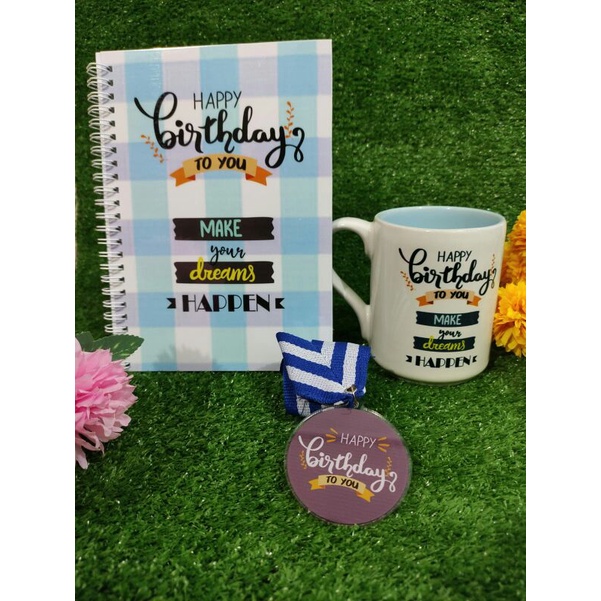 

Kado Ulang Tahun / Kado Wisuda / Hampers Ulang Tahun / Hampers Wisuda