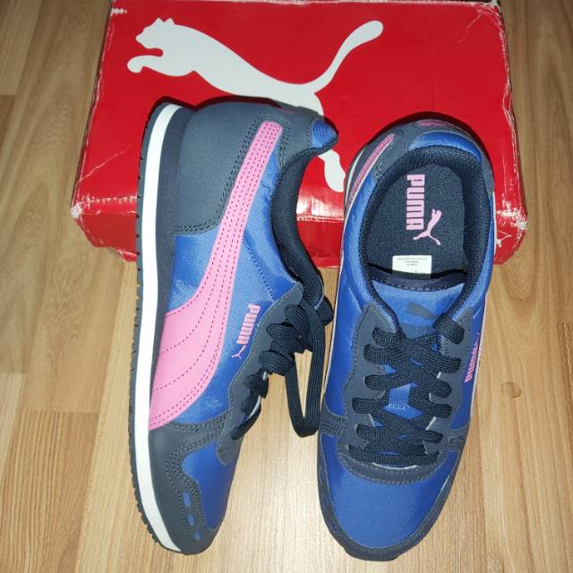 Sepatu Puma shoes cewek wanita size 40