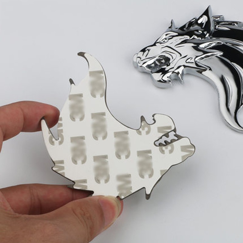 Stiker Emblem Motif Kepala Serigala 3D Bahan Metal untuk Mobil