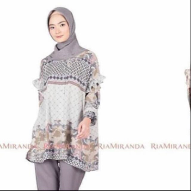 Magi top silver ria miranda