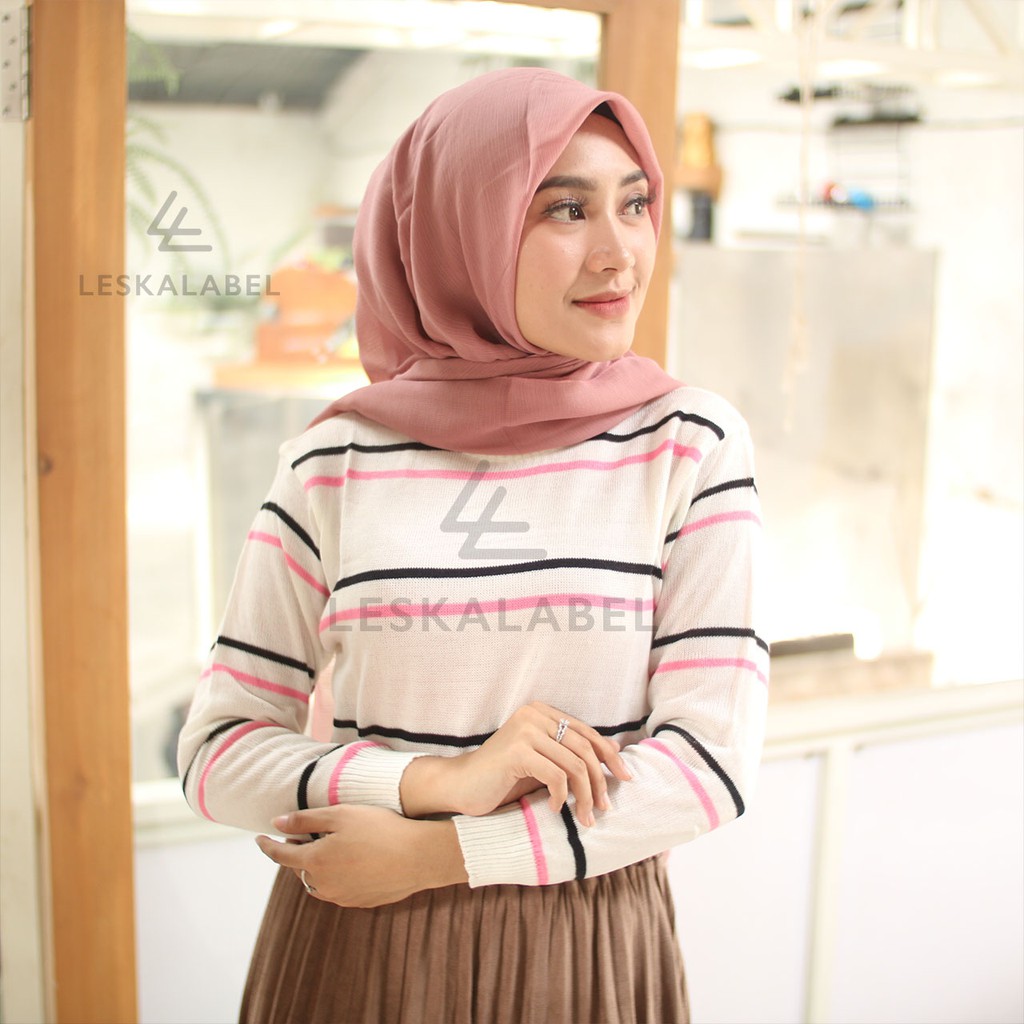 Sweater Rajut Wanita Korea Moura Outer Cewek Salur Garis