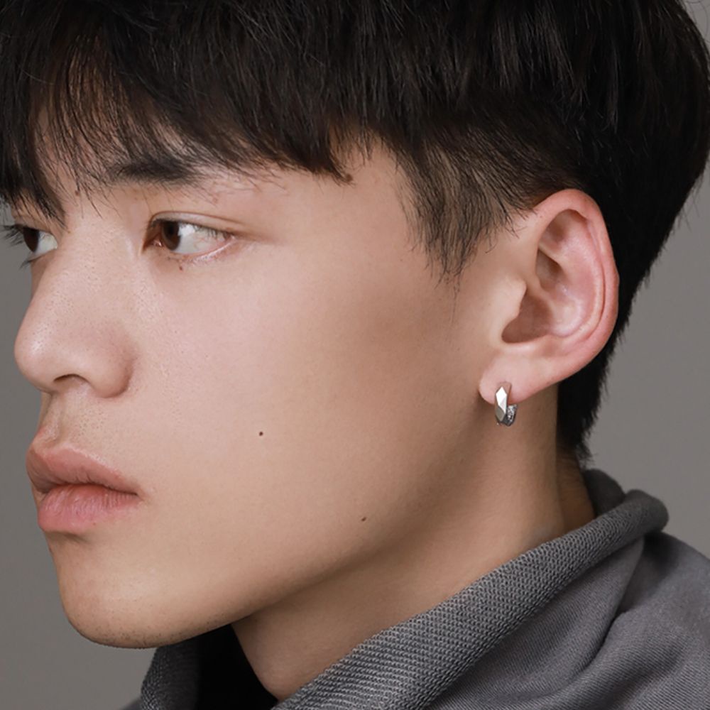 Needway  Simple Men Hoop Earring Geometry Alloy Circle Earring Trendy Punk Korean Personality Boy Hip Hop Fashion Jewelry