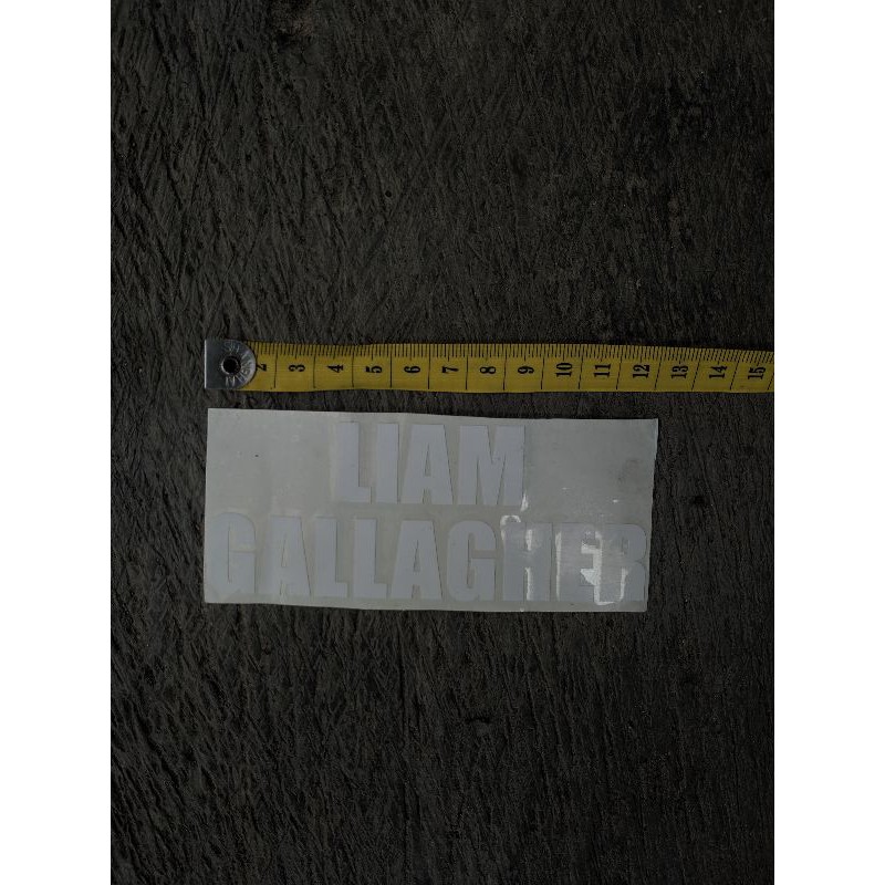 

sticker band liam gallagher cutting