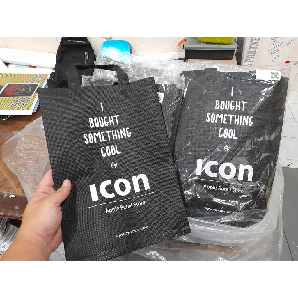 

Cetak Tas Spundbond / Tas Blacu Murah Custom Design Printing Surabaya