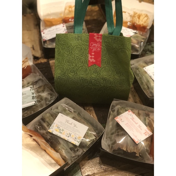 

Hampers Imlek Otak - Otak Permata Hijau 2