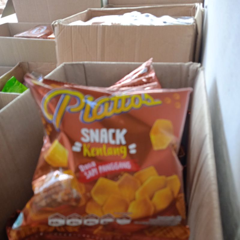 

Piattos 11gr x 10pcs