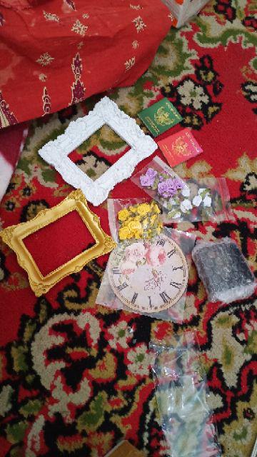 Frame Resin Kotak Ukir Daun 03