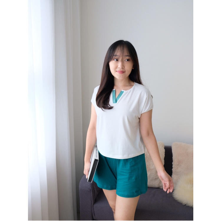 Kadaka P-0125 Sleepwear Set Piyama Wanita Celana Pendek dan Tshirt Vneck