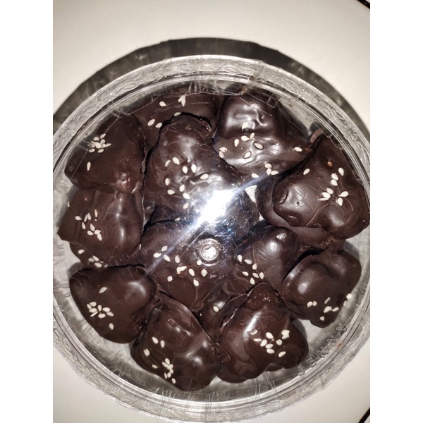 

Kue Lebaran Kacang Coklat Gurih Nikmat Lembut Bervarian 450 gr