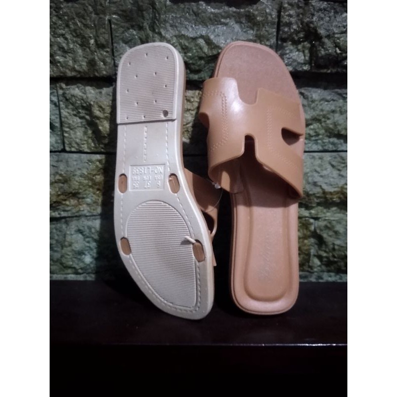 Sun- Hillary H Sandal Wanita Kasut Slipper Flat