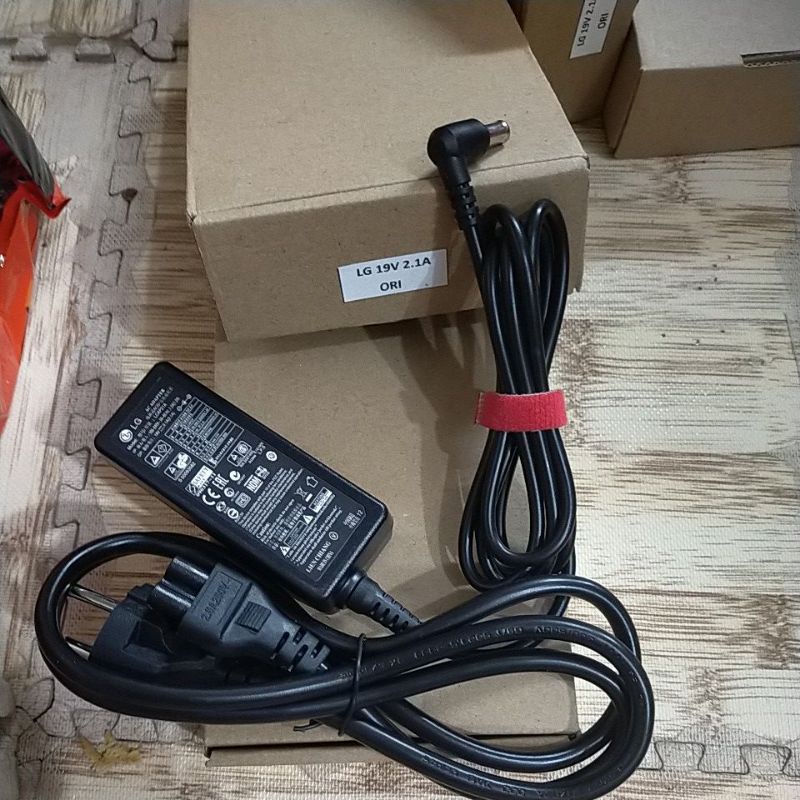 Adaptor tv LG 19v