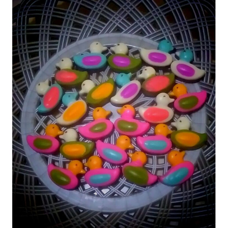

cokelat bebek 250 gr isi 60-64 pcs