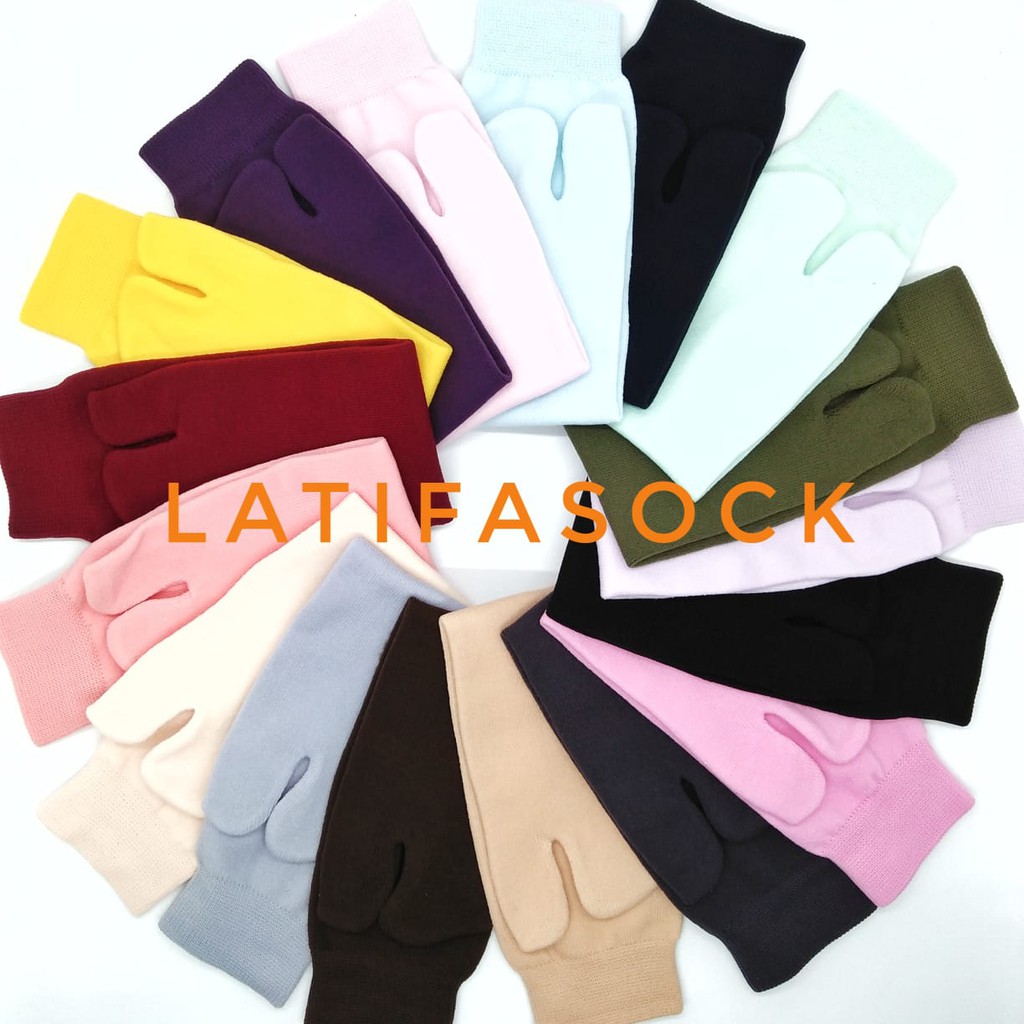 Kaos Kaki Muslimah Jempol Polos Nilon Panjang 33 cm [ non telapak hitam ]