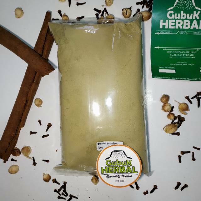 

DAUN PANDAN BUBUK 50 GRAM - Pandanus Amaryllifolius - MURNI - JS