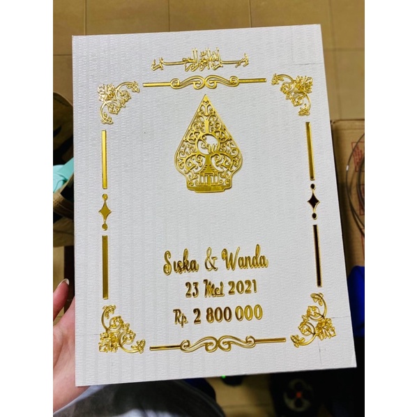 

Acrylic Gold untuk Mahar
