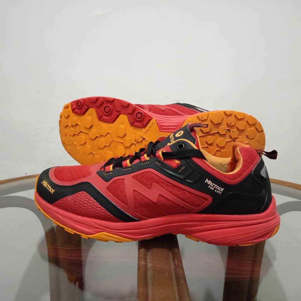 Sepatu Second Branded Marmot Size 42.5 Sepatu Running Mendaki Gunung Sepeda