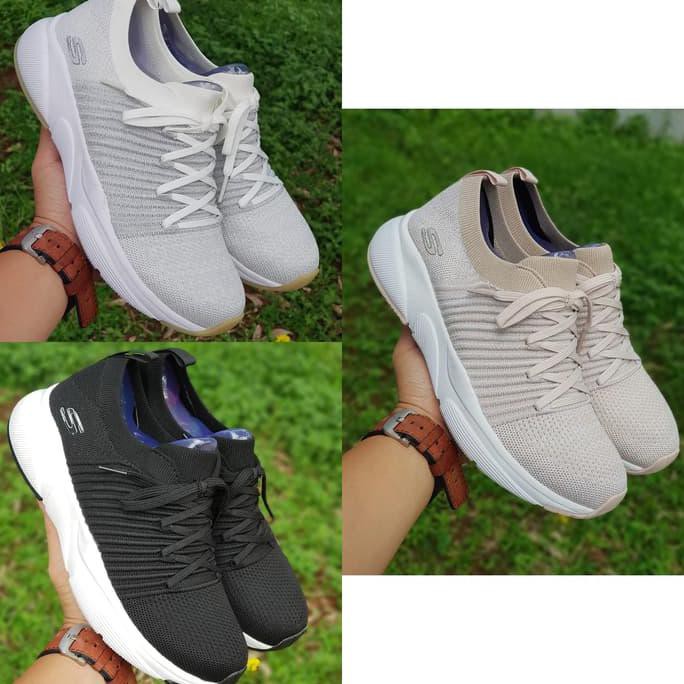 Sepatu Skechers You Shine Women L4066