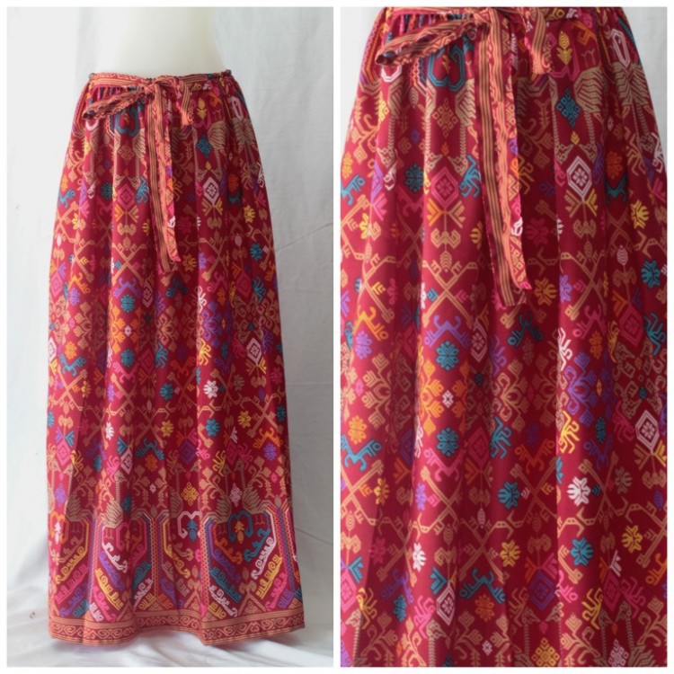 ROK PANJANG MOTIF TENUN BALI