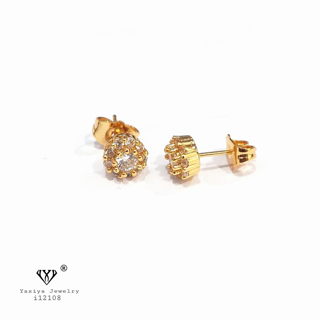 

Anting Tusuk Emas Permata Perhiasan Lapis Emas 18K Yaxiya Jewelry 174