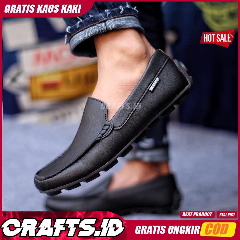 CRAFTS  Sepatu Pantofel Kerja Slip-On Hitam Pria