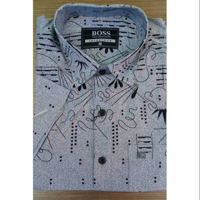 Kemeja Pria Lengan Pendek Boss Reguler Fit