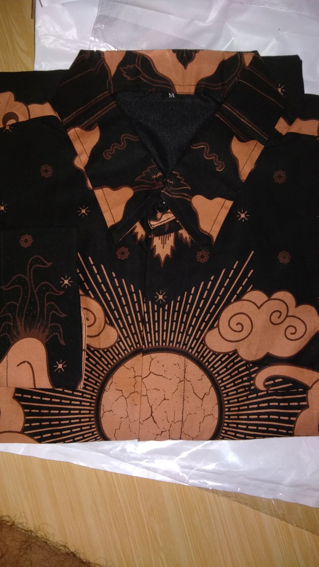 Megasurya Kemeja Batik Pria Lengan Panjang Slimfit Katun Printing Hem Baju Seragam Kantor Modern